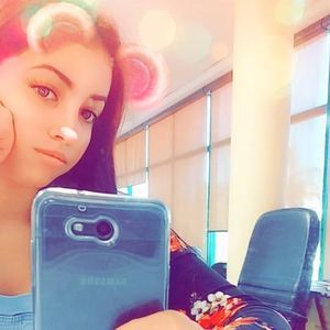 Meet your Posher, Carina